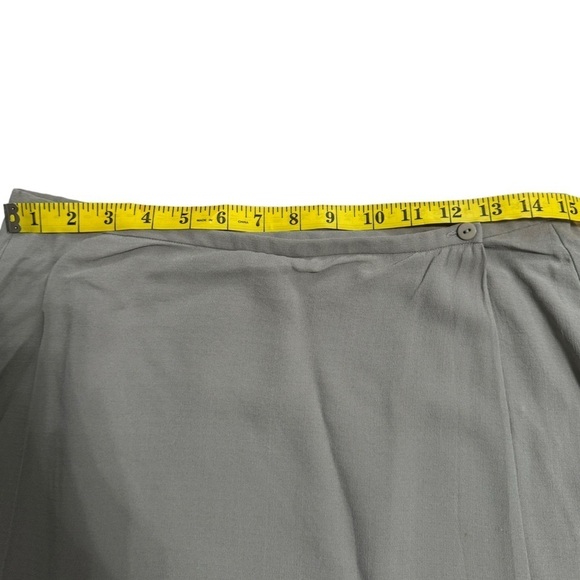 Eileen Fisher Women’s Taupe Pleated Silk Skirt Size Small - Picture 3 of 7